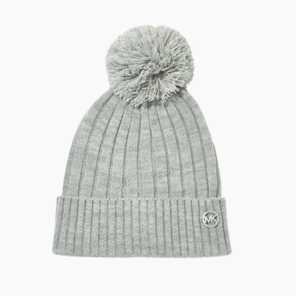 NWOT MICHAEL Michael Kors Gray Knit Pom-Pom Hat